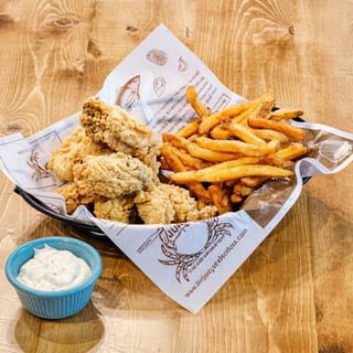 Fried Oyster Basket (10)