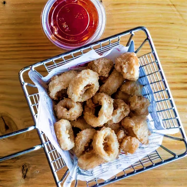 Delicious Fried Calamari: A Seafood Favorite